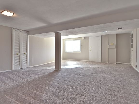 4th image of 9810 Lindhall Ln