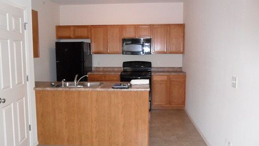 2nd image of 26 Revolutionary Sq APT 2