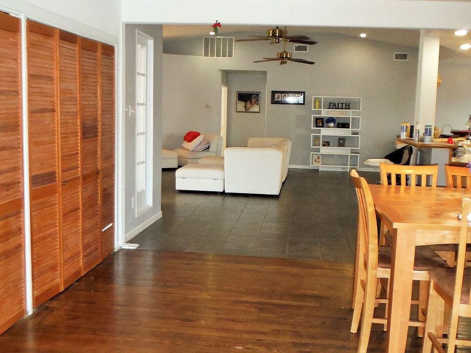 2nd image of 4713 Andover Dr