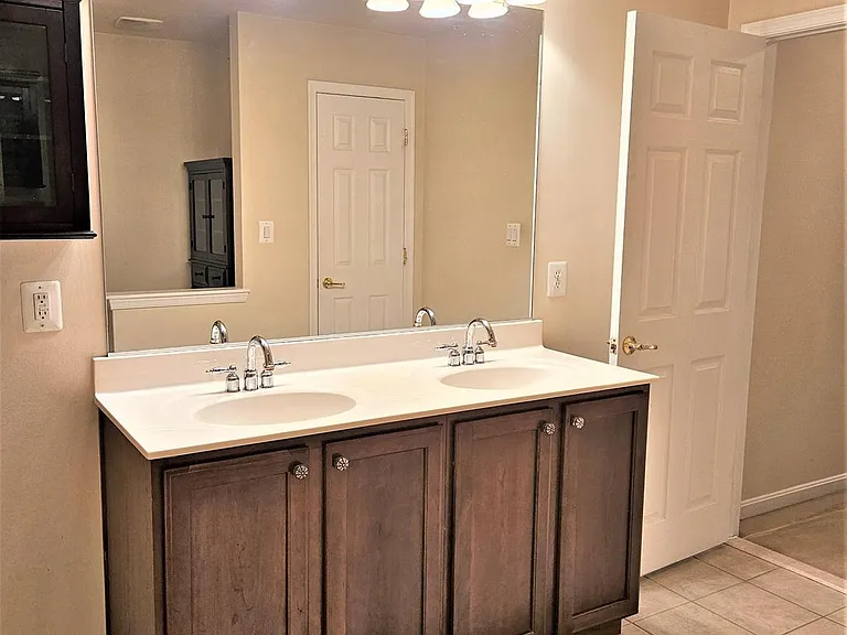 11268 Wortham Crest Cir #8 — Photo 18