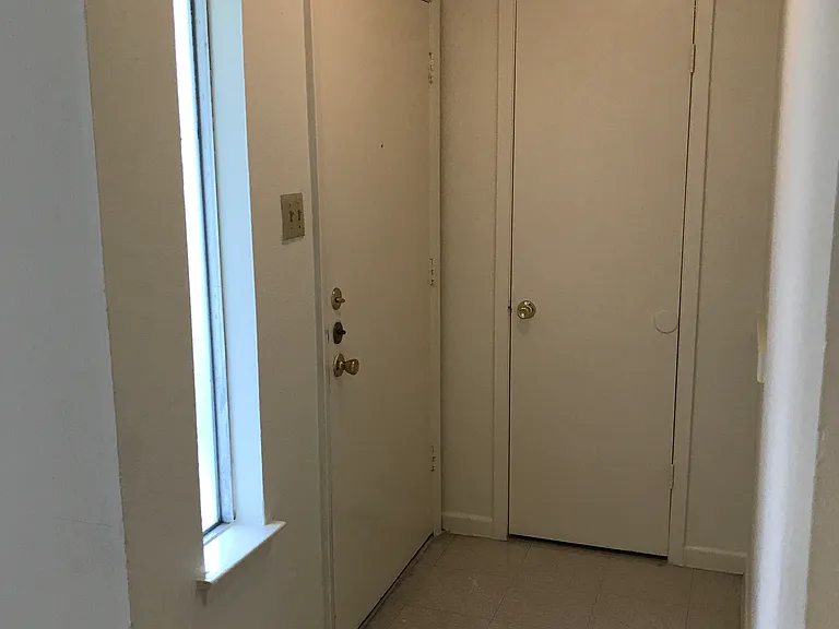 1025 Sutton Dr #101 — Photo 8