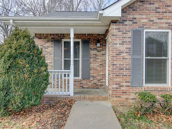 3rd image of 335 Brook Mead Dr
