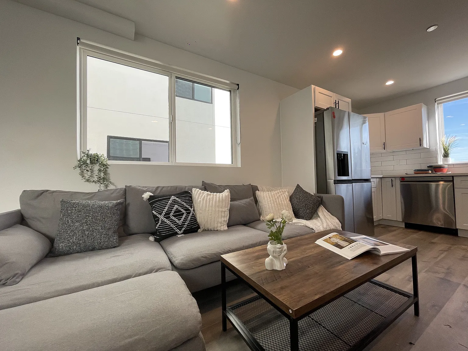 3001 Van Buren Pl — Photo 1