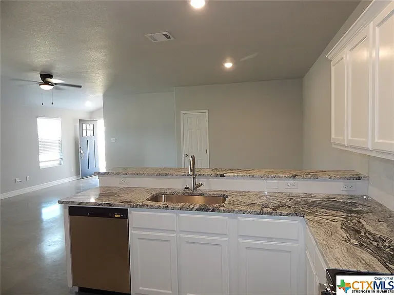 1711 Pueblo Trce #2B — Photo 10