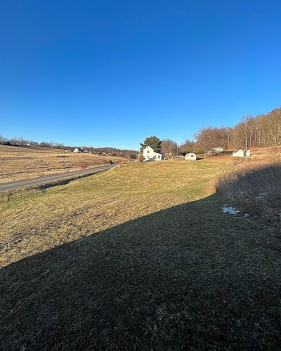 2nd image of 394 Ridge Rd