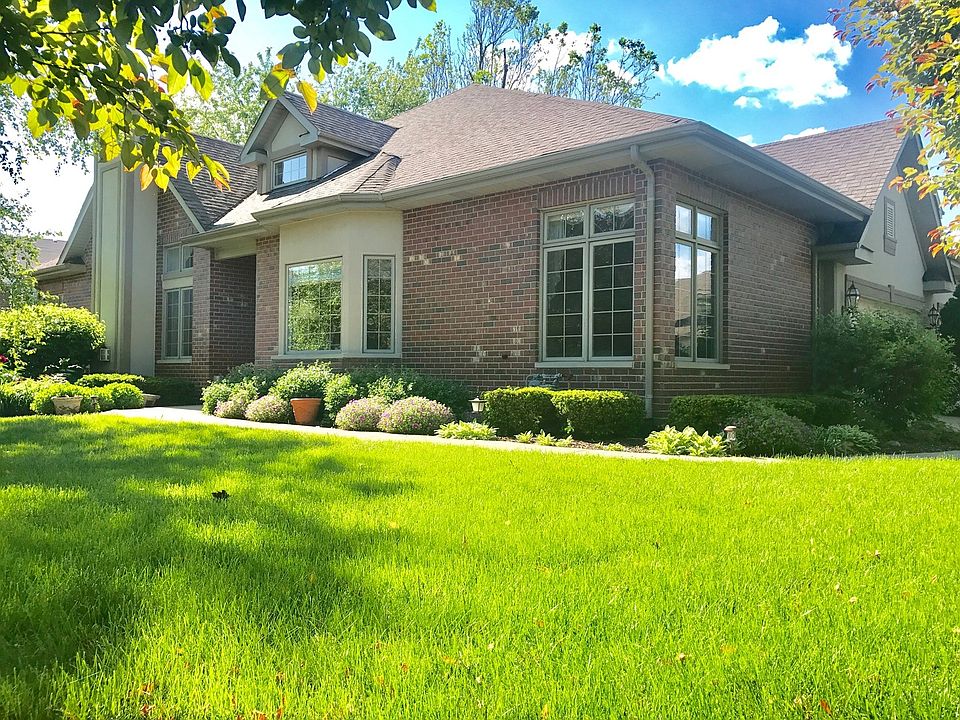 1st image of 7 Shadow Creek Cir