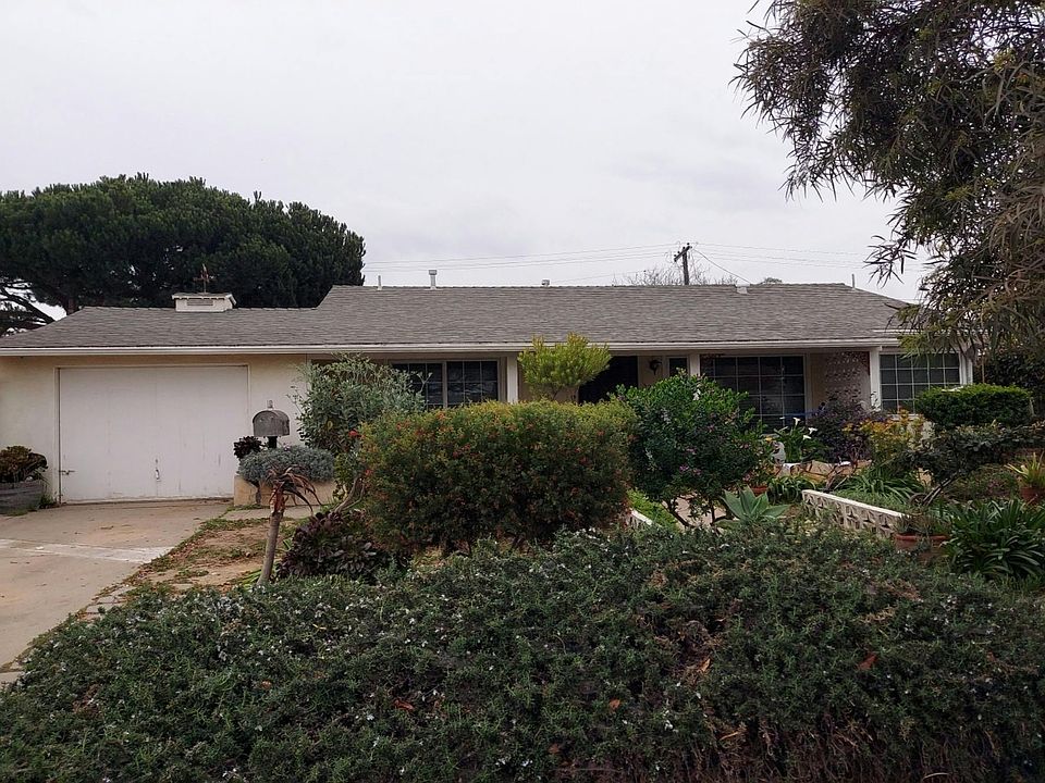 1st image of 326 S Ranch St