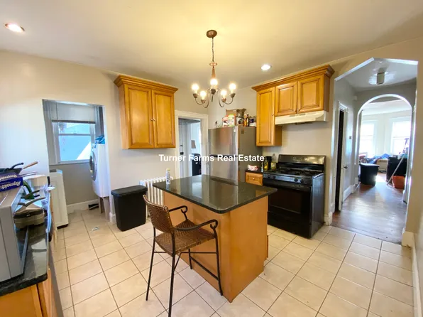 45 Cherokee St, Roxbury Crossing, MA