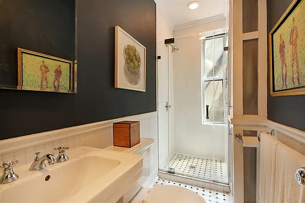 Sold by Citi Habitats | media 10