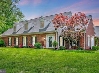 9404 Dalmahoy Ln, Fredericksburg, VA 22408