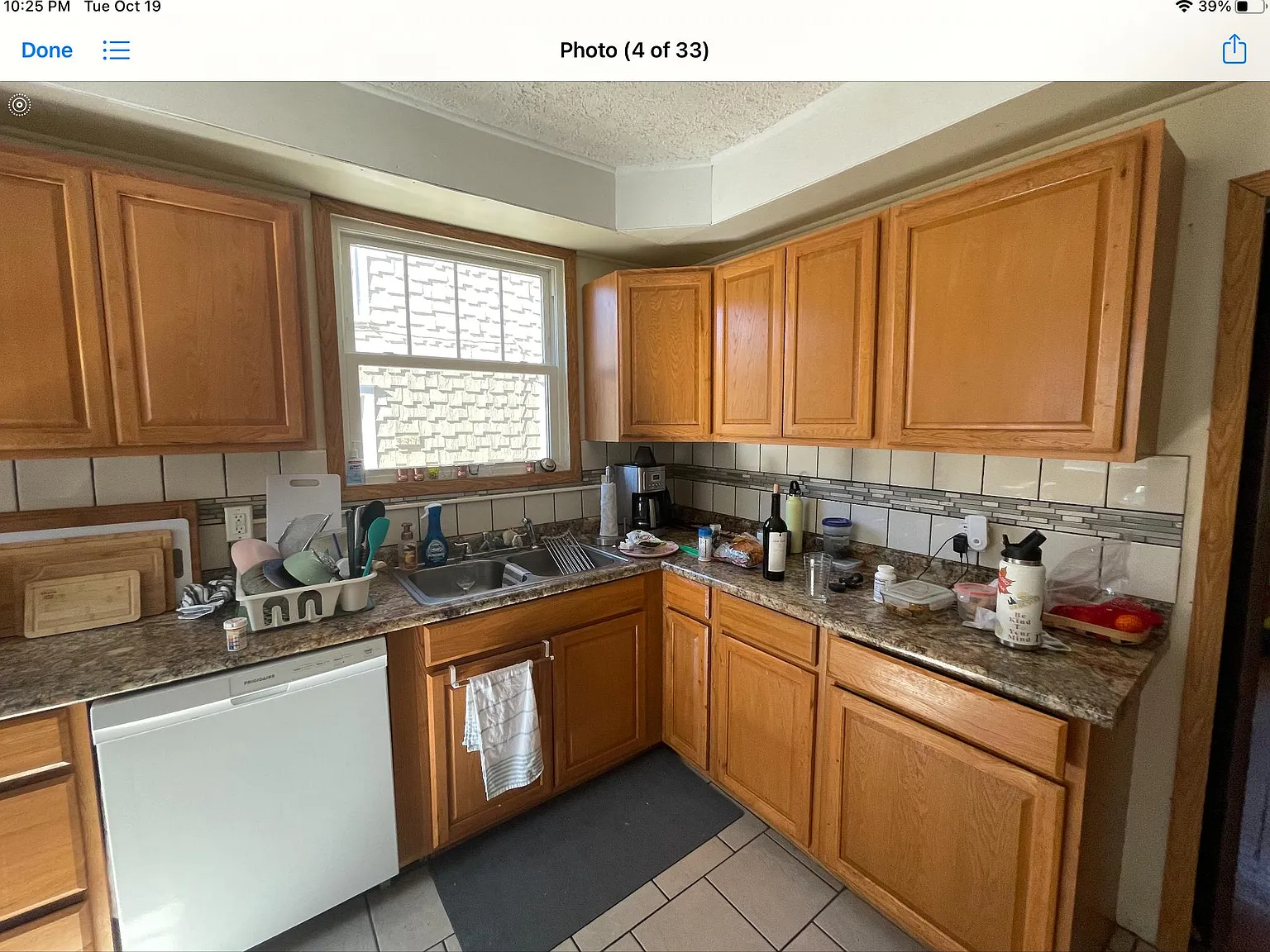 829 W Grand River Ave — Photo 4