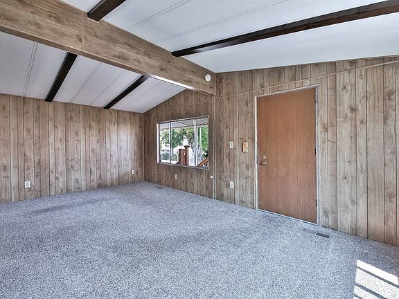5th image of 575 San Pedro Ave Space 42