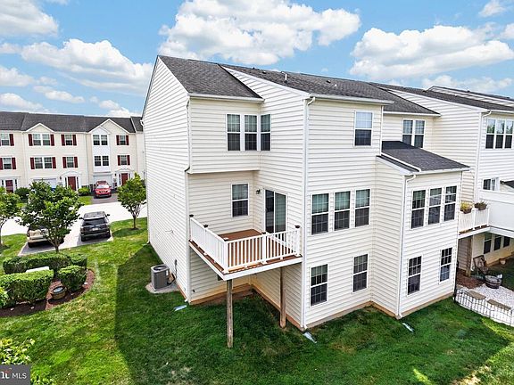 2nd image of 21 Tuxford Ln