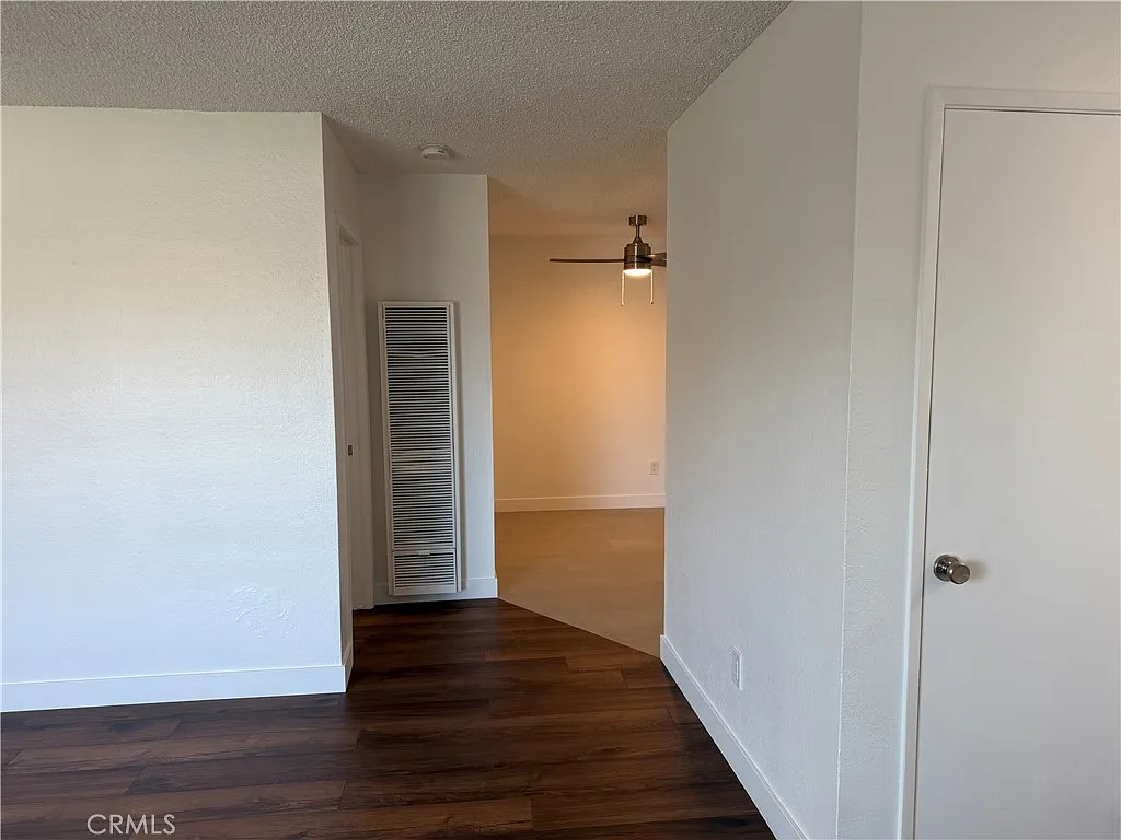 3 bed, 1200 sqft, $2,795 — Photo 2