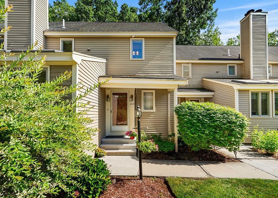 1st image of 213 Brickett Hill Cir Unit 213
