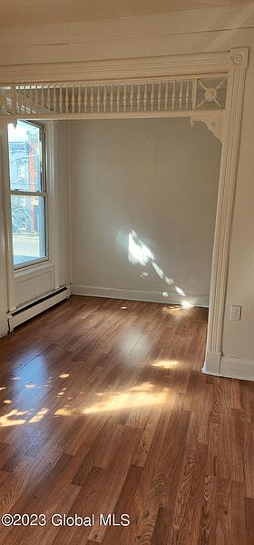 3rd image of 109 Sherman Street