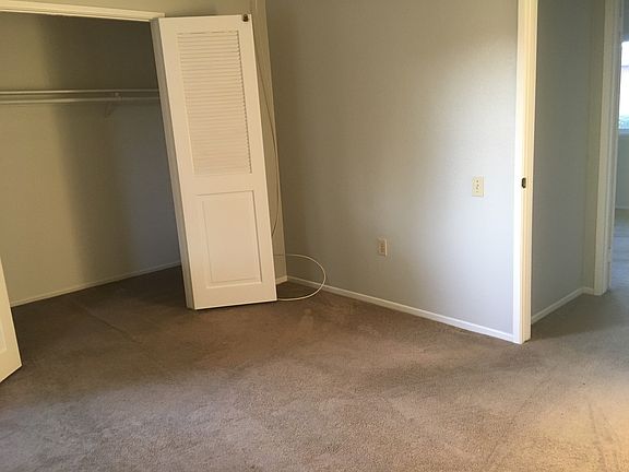 2nd image of 27630 Sandtrap Dr