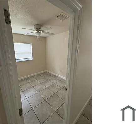 3 bed, 1104 sqft, $2,100 — Photo 3