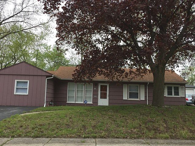 1st image of 8 Marquette Pl