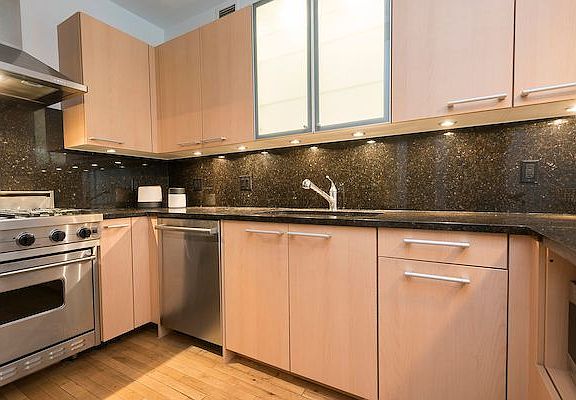 5th image of 121 W 19th St APT 7D