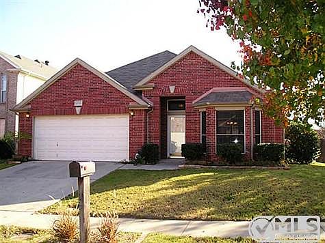 1st image of 4700 Parkmount Dr