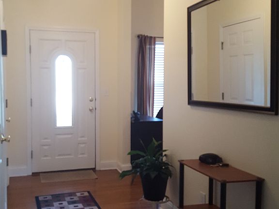 5th image of 209 Manoah Ln
