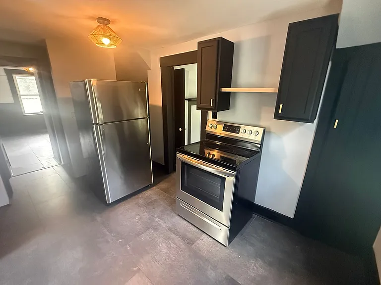 107 Messer St — Photo 1