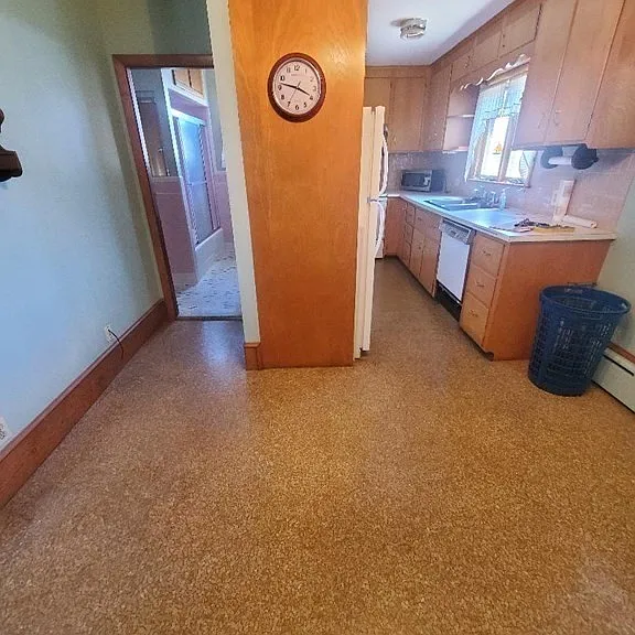 547 Robeson St #2 — Photo 3