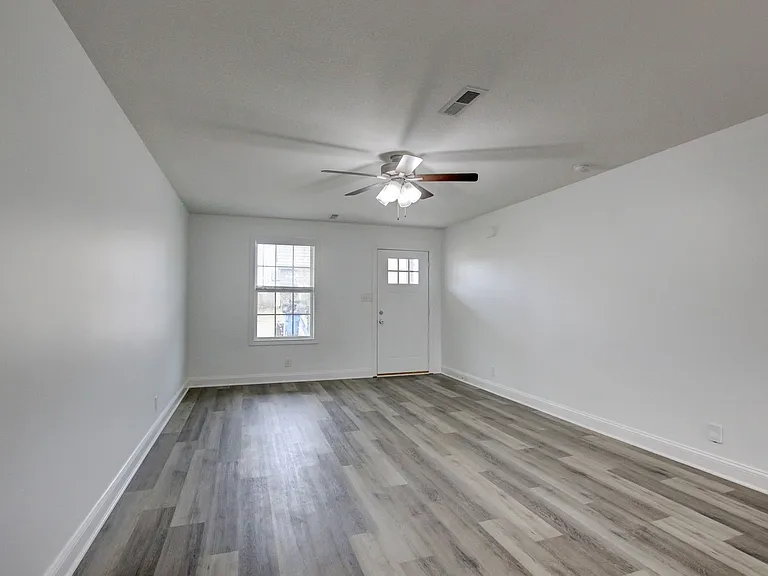 702 Ellie Nat Dr — Photo 46
