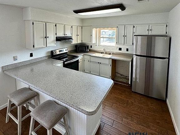 4th image of 8420 N Rolling Meadows St