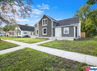 104 E Pine St, Cedar Bluffs, NE 68015