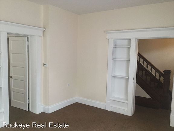 3rd image of 26 W Oakland Ave #1