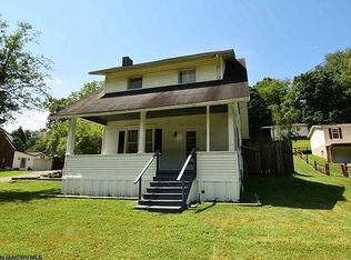 18 Brady Ln, Mount Clare, WV 26408