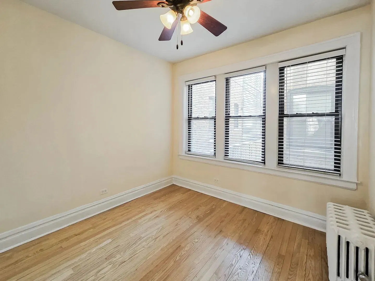 2 bed, 695 sqft, $2,295 — Photo 4
