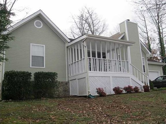 2nd image of 423 Rolling Hills Dr
