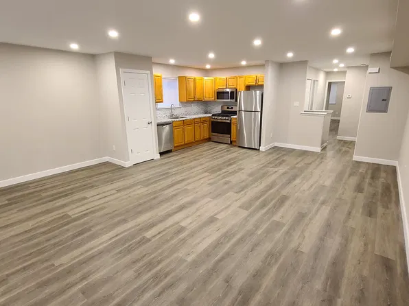15155 Beverly Dr APT B, Philadelphia, PA 19116