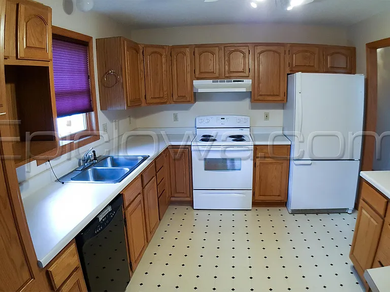1504 Brookdale Ln NE — Photo 20