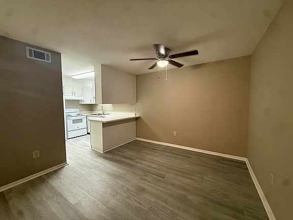 5th image of 900 Mountain Creek Rd APT 445