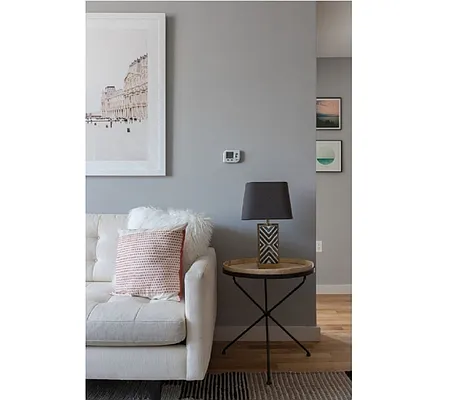 Rented by Compass | media 21