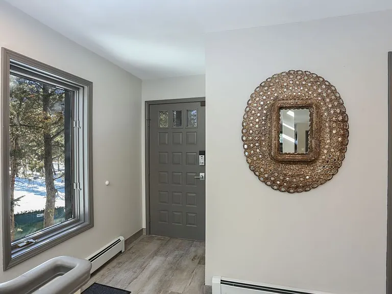 1 Mount Royal Dr — Photo 25