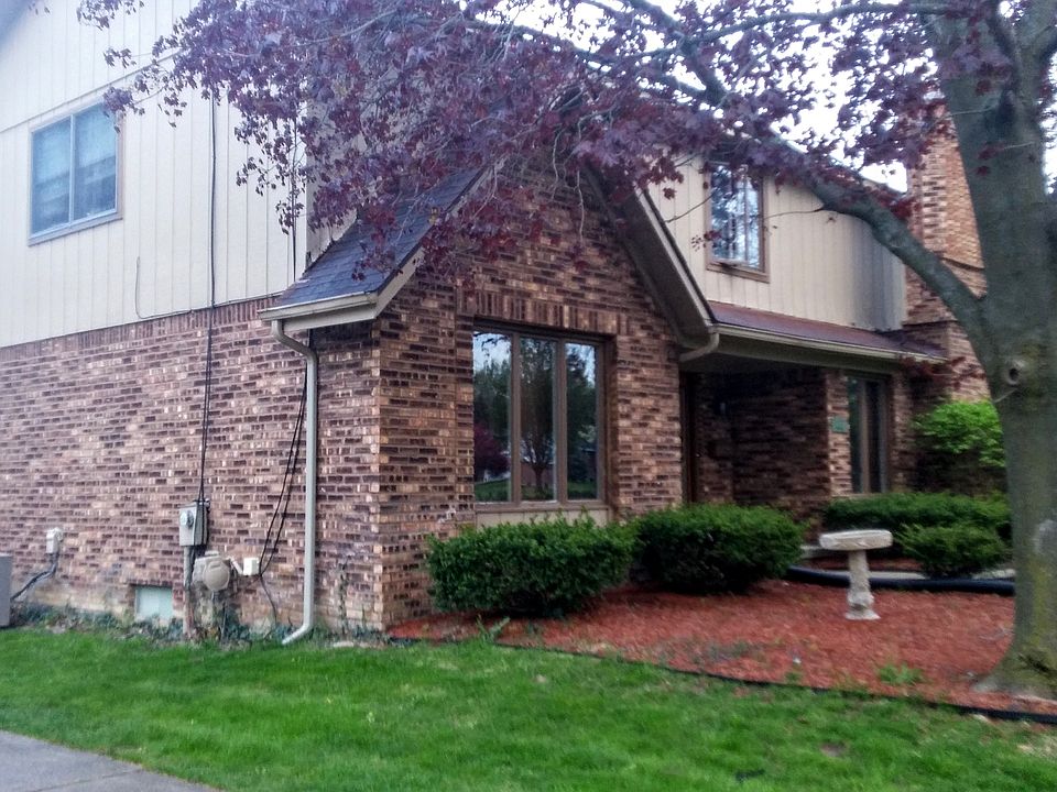 1st image of 12879 Croftshire Dr