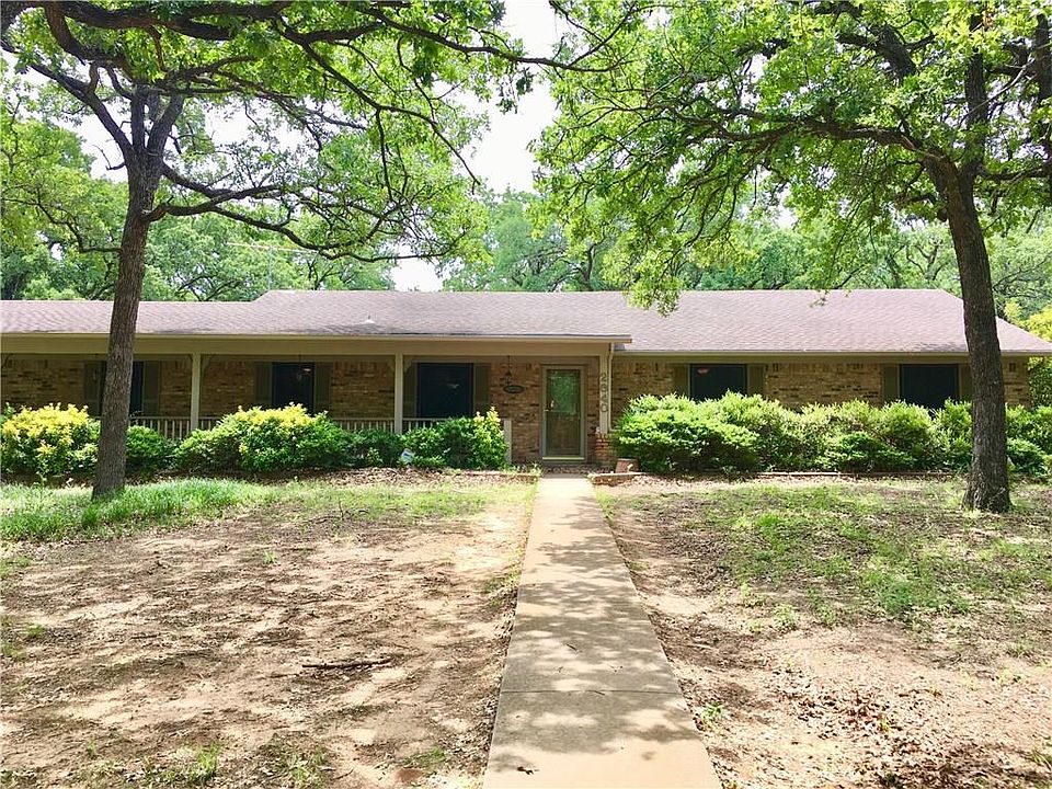 1st image of 2040 Mary Ann Ln