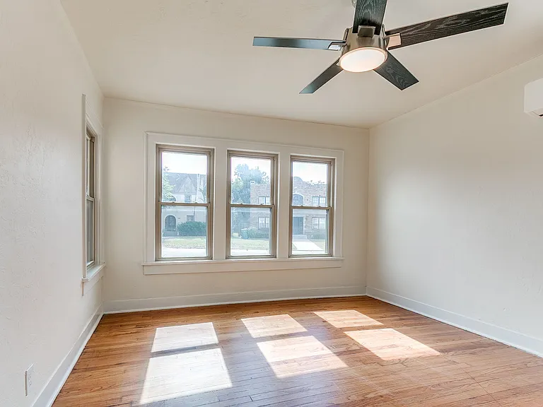 1807 N Gatewood Ave — Photo 15