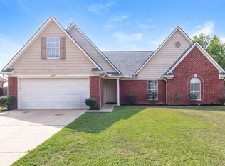 6443 White Hawk Ln, Olive Branch, MS 38654