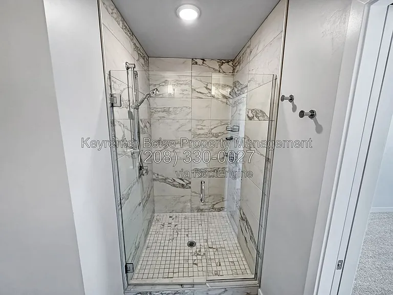1198 S Marietta Spur Ln — Photo 24
