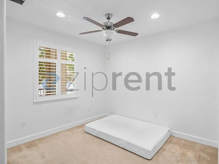 5279 Iron Horse Pkwy — Photo 22