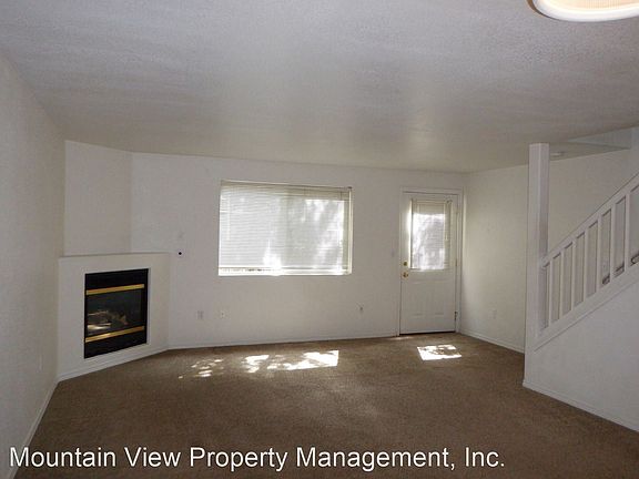 2nd image of 2140 SW Canyon Dr #C