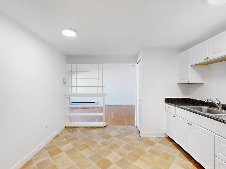 175 W Wyoming Ave #38 — Photo 3