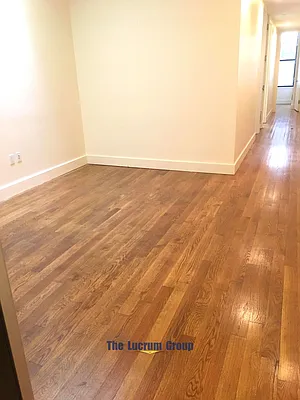 Rented by Lucrum Group | media 18