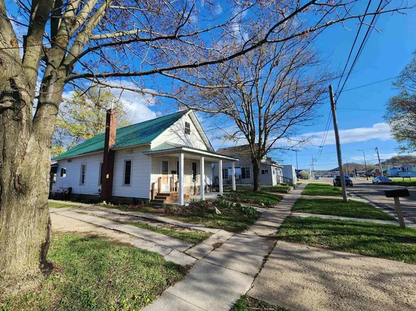261 North jefferson Street, Richland Center, WI 53581